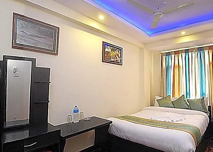 Gallery Nepal 2*